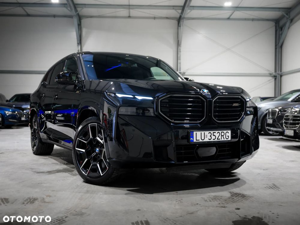 BMW XM - 12