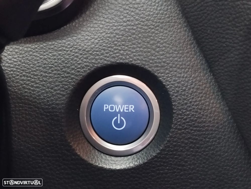 Toyota Corolla 1.8 Hybrid Comfort - 24