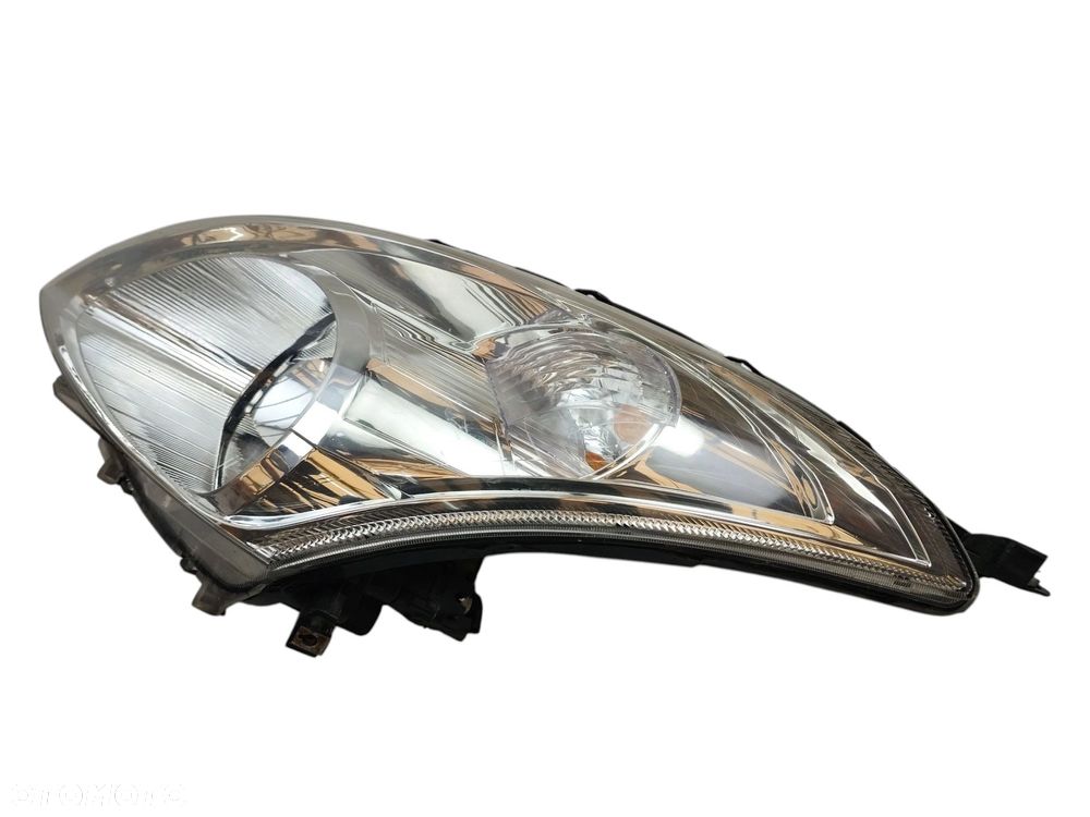 LAMPA LEWY PRZÓD SUZUKI SWIFT V (2010-2013) 1.2 94KM - 2