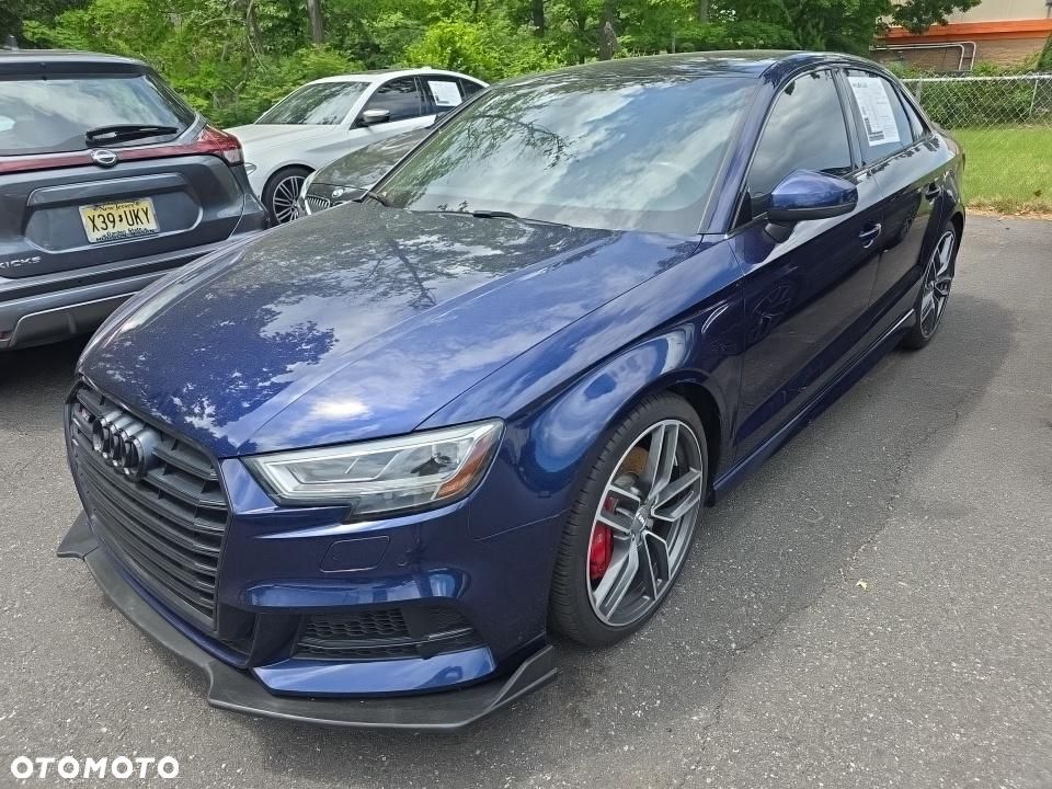 Audi S3 S tronic - 1