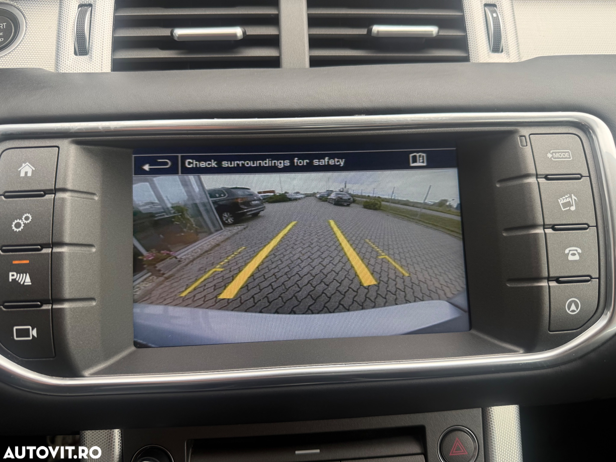 Land Rover Range Rover Evoque 2.0 D150 R-Dynamic HSE - 28