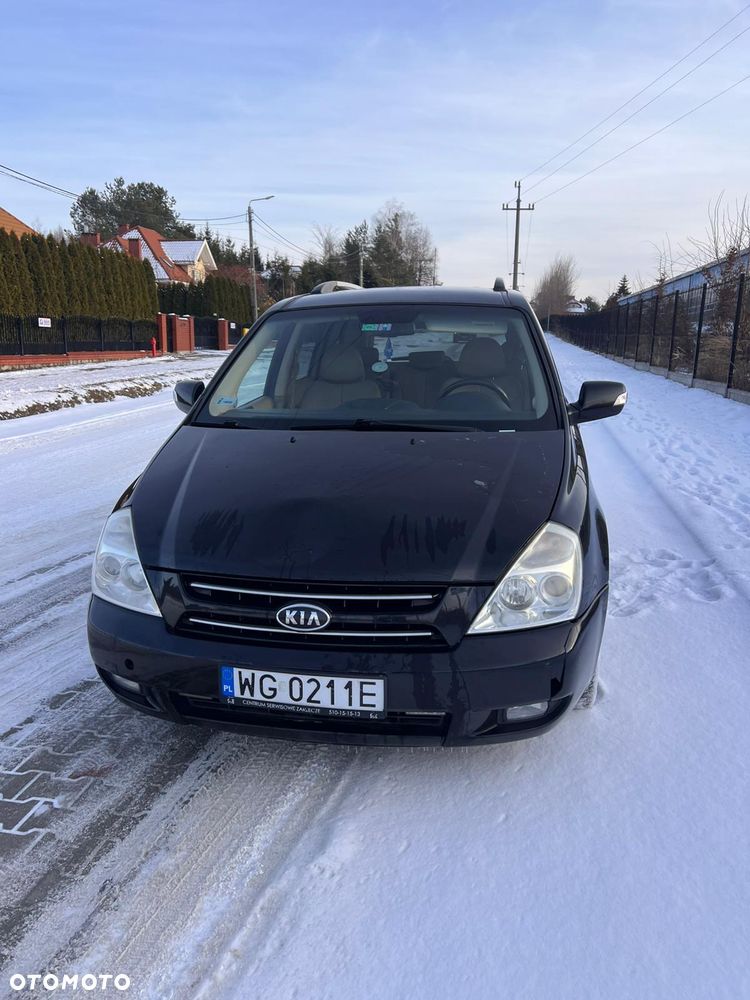 Kia Carnival - 24