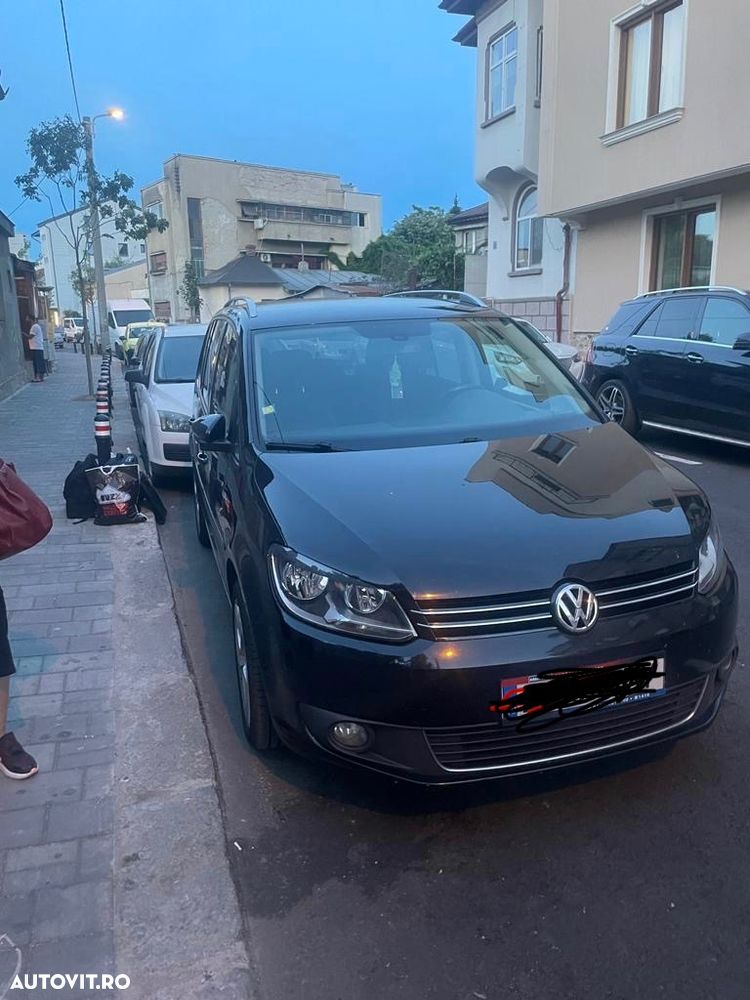 Volkswagen Touran 1.6 TDI DSG Trendline - 1