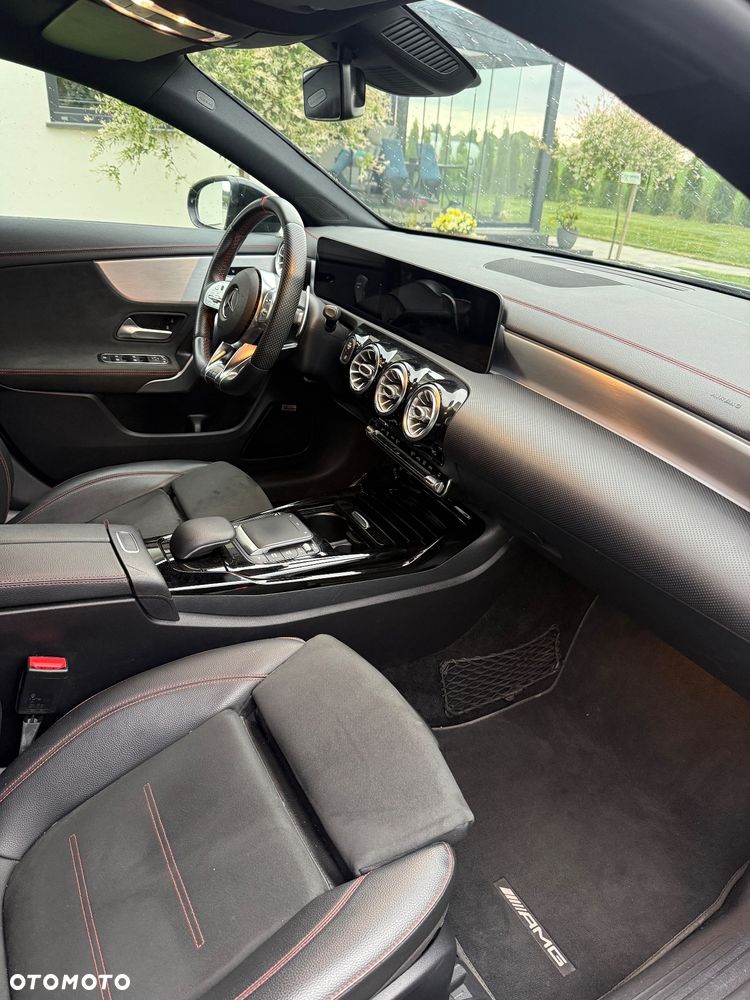 Mercedes-Benz CLA - 7
