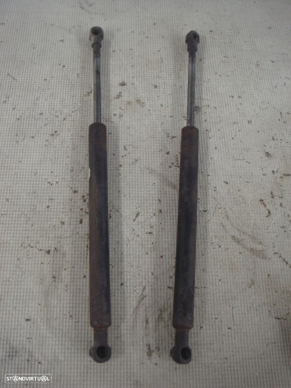 Amortecedor Tampa De Mala Bmw 3 (E46) - 1