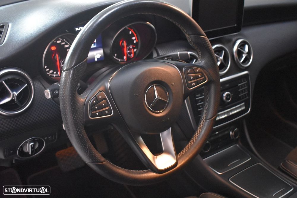 Mercedes-Benz A 180 d Urban - 32