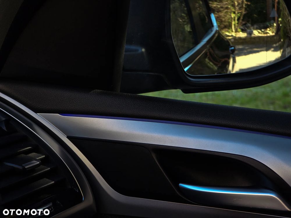 BMW X3 xDrive20d MHEV Advantage - 28