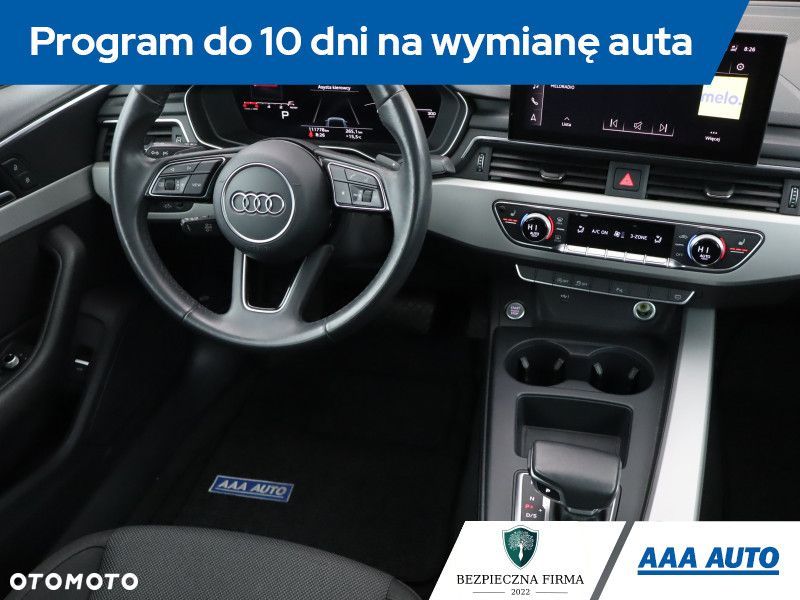 Audi A4 Limousine - 9