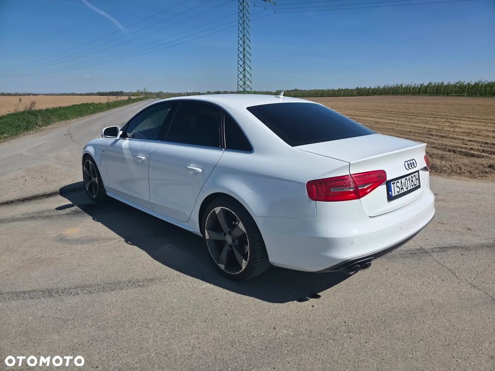 Audi A4 Limousine 2.0 TDI DPF clean diesel multitronic S line Sportpaket - 15
