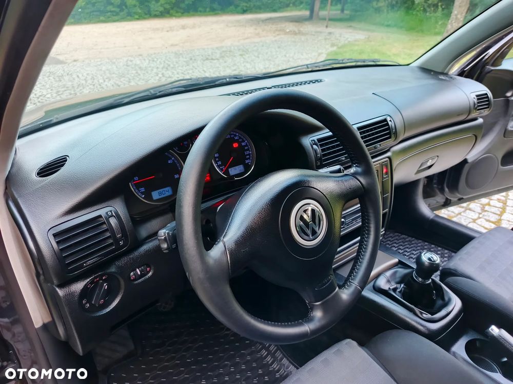 Volkswagen Passat Variant 1.9 TDI Comfortline Family - 17