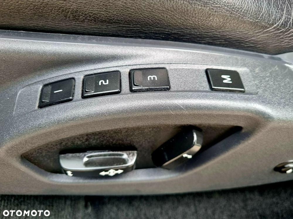 Volvo XC 60 D4 Geartronic Summum - 10
