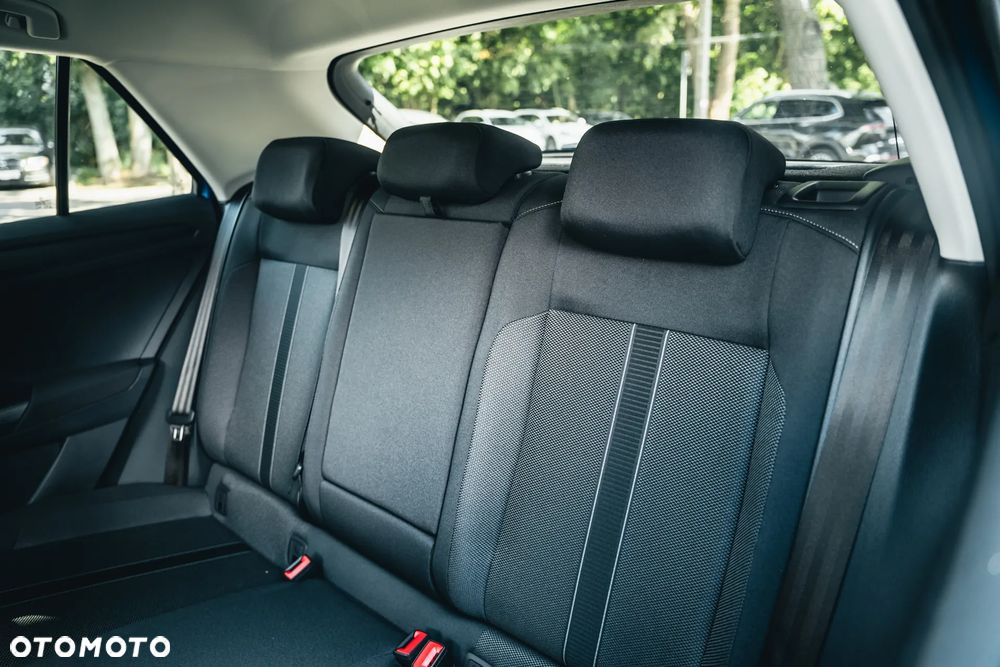 Volkswagen T-Roc 1.5 TSI Life Plus DSG - 24