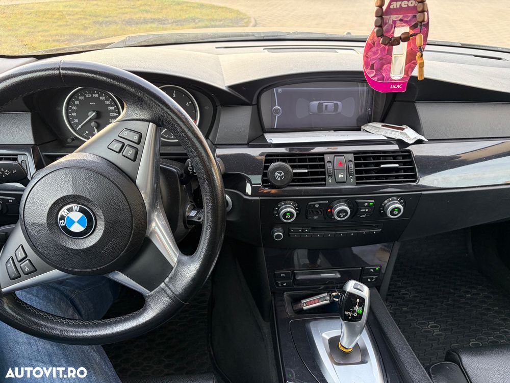 BMW Seria 5 520d Aut. Edition Sport - 6