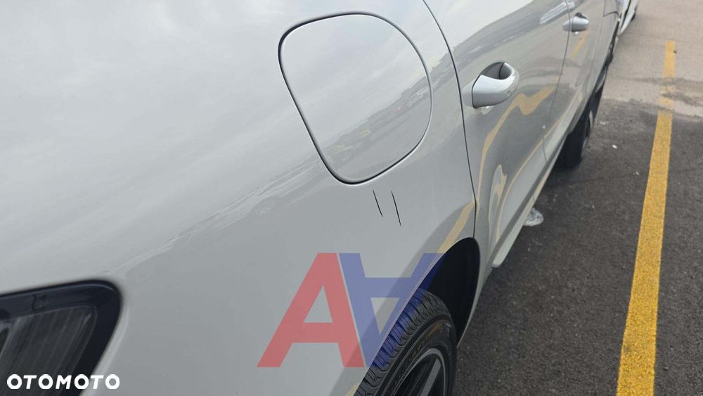 Porsche Macan T PDK - 13