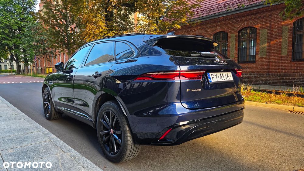Jaguar F-Pace P250 AWD - 12