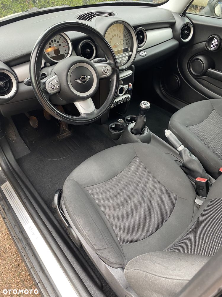 MINI Cooper Standard - 7