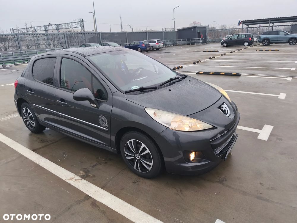 Peugeot 207 - 7