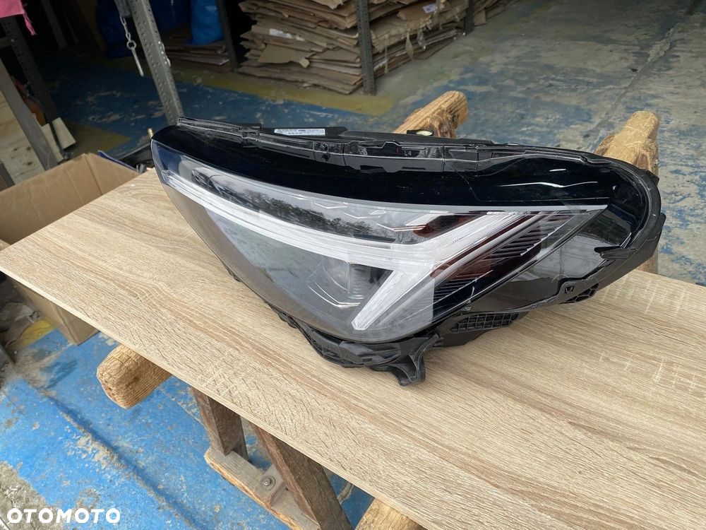 LAMPA PRZEDNIA LEWA VOLVO XC40 LIFT PIXEL 32140402 - 3