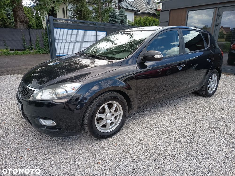 Kia Ceed 1.4 L Euro2012 - 3