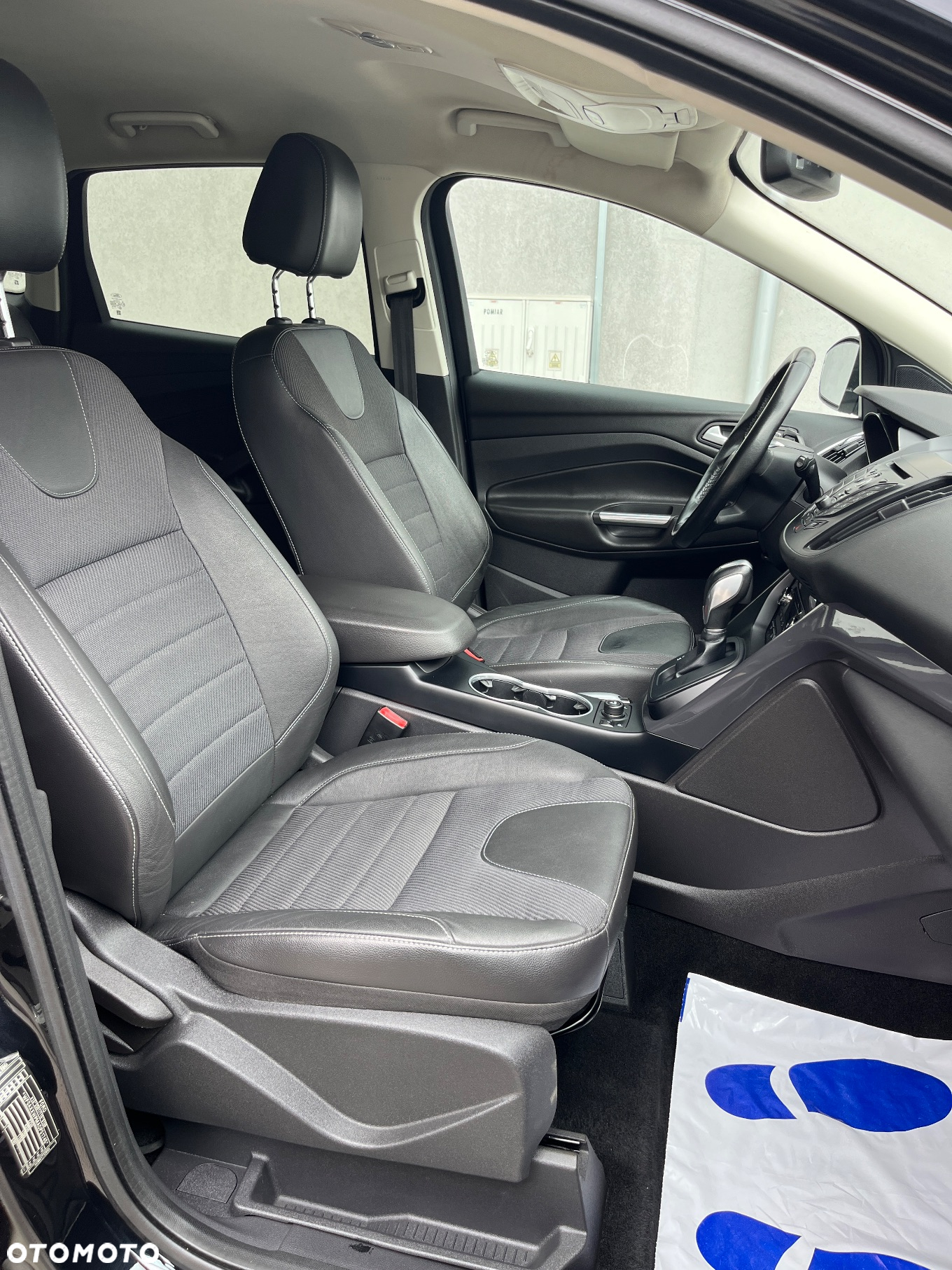 Ford Kuga 2.0 TDCi 4x4 Titanium - 23