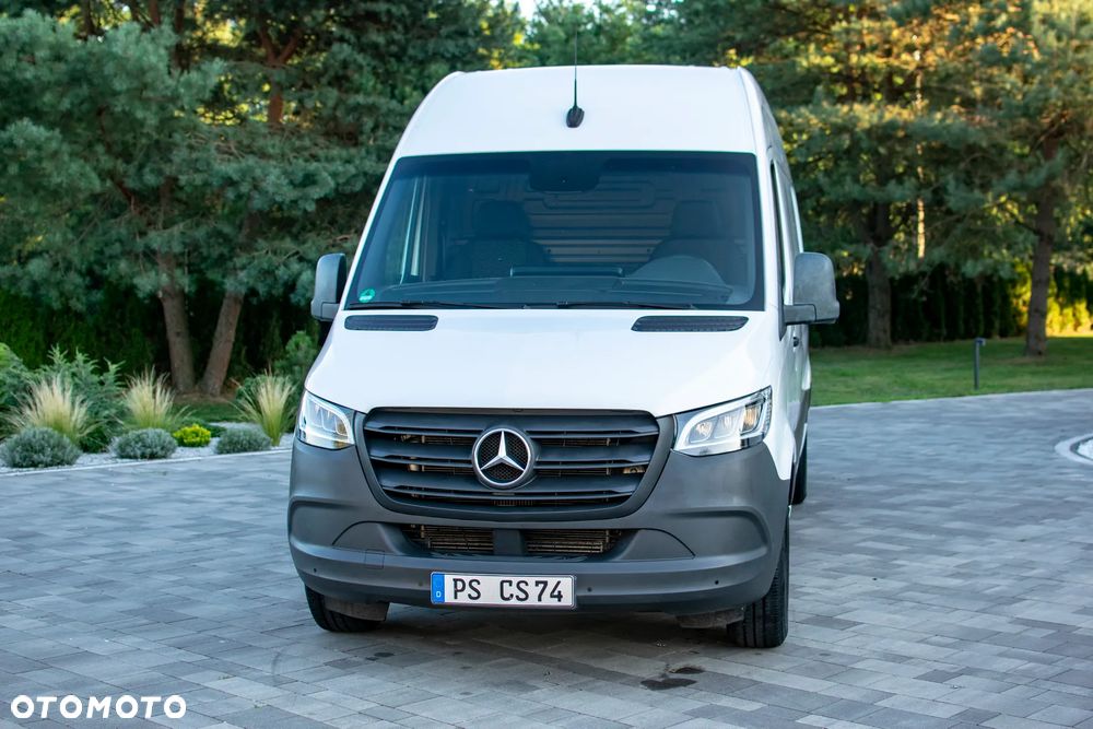 Mercedes-Benz Sprinter 319 - 5