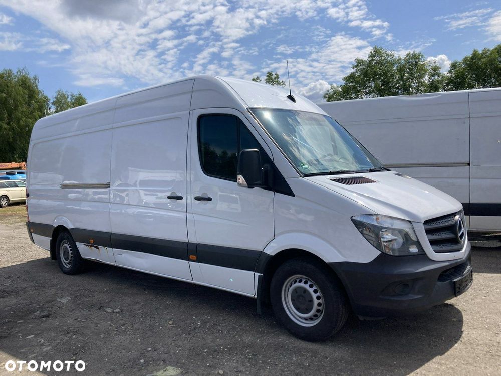 Mercedes-Benz Sprinter - 3