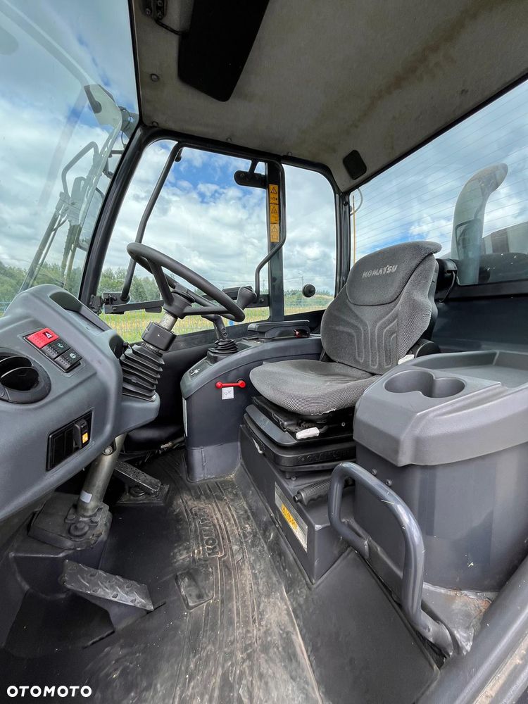 Komatsu WA70 - 5