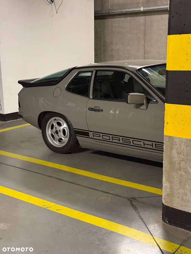 Porsche 924 - 3