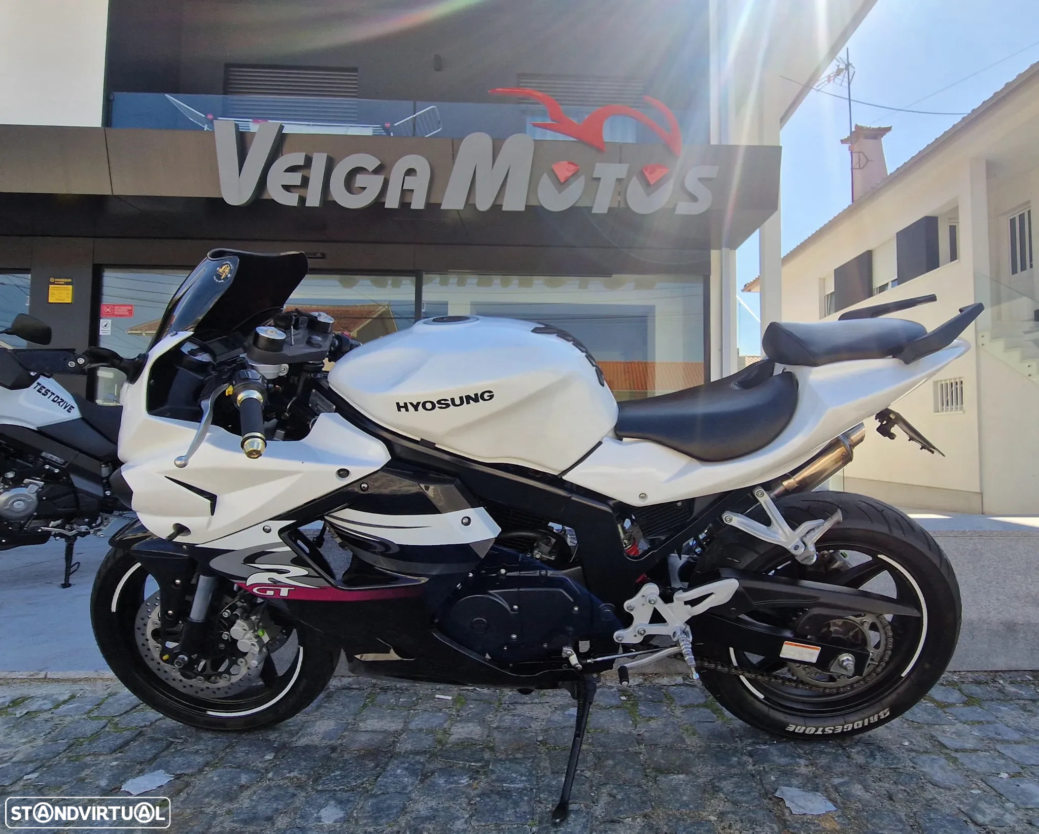 Hyosung GT GT250 IR - 2