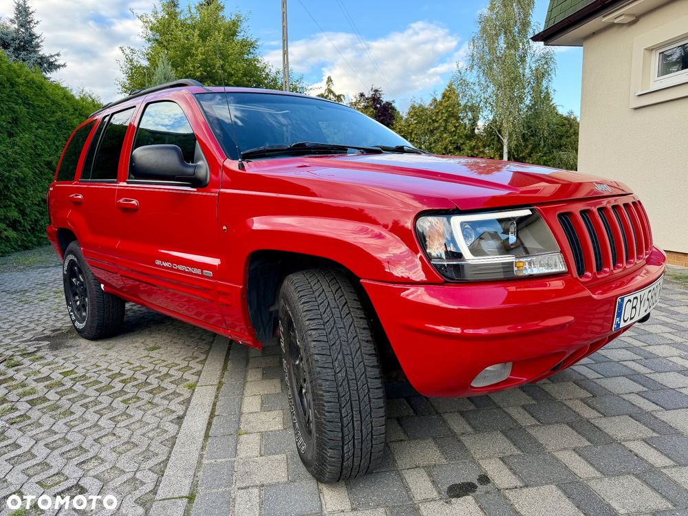Jeep Grand Cherokee - 12