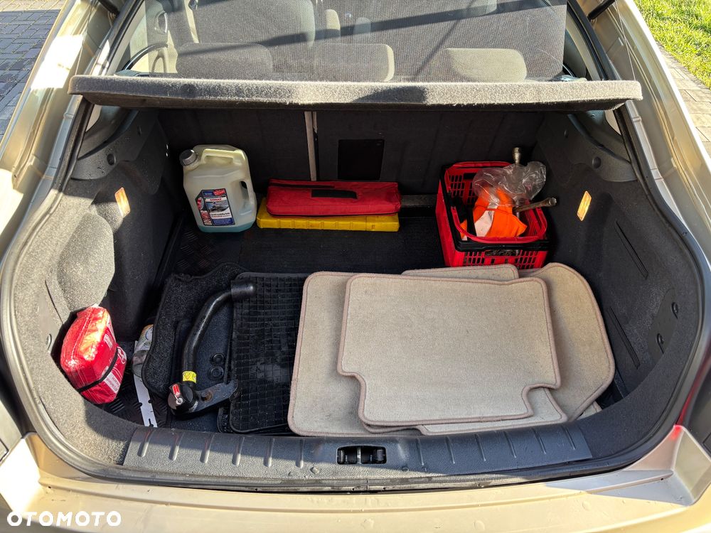 Citroën C5 2.0 HDi Exclusive - 18