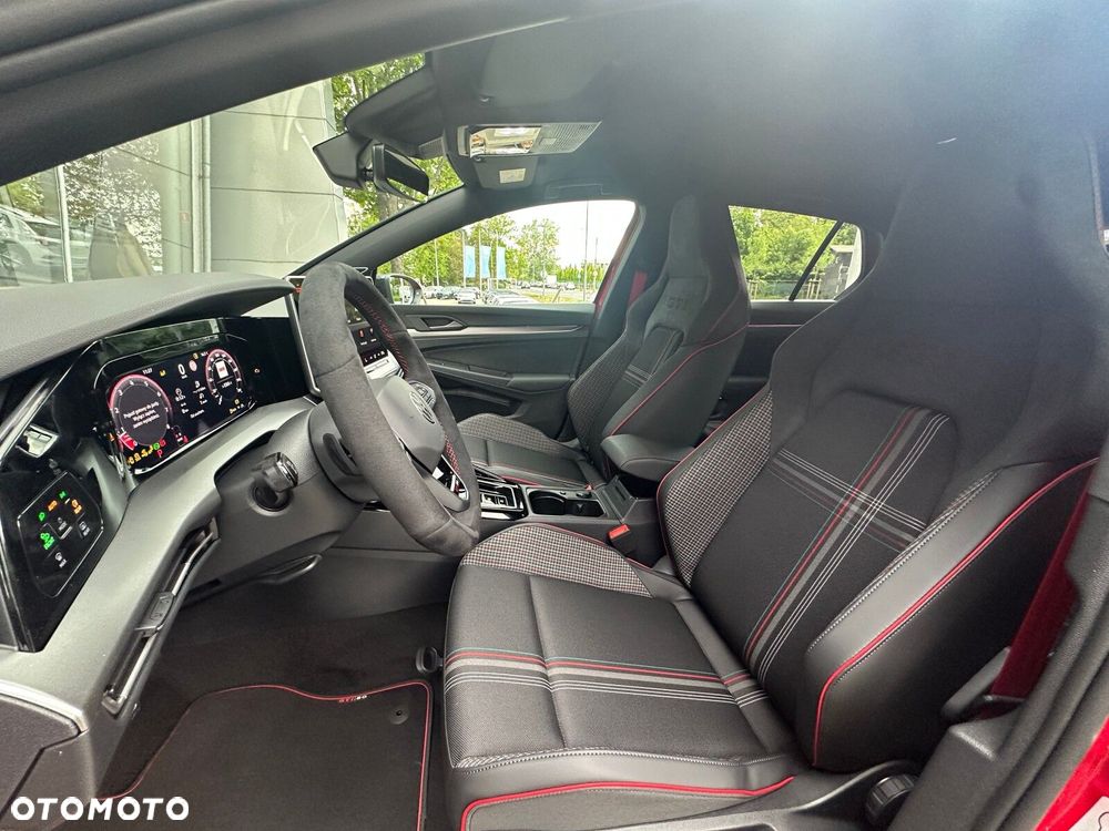 Volkswagen Golf 2.0 TSI GTI Edition 50 DSG - 12