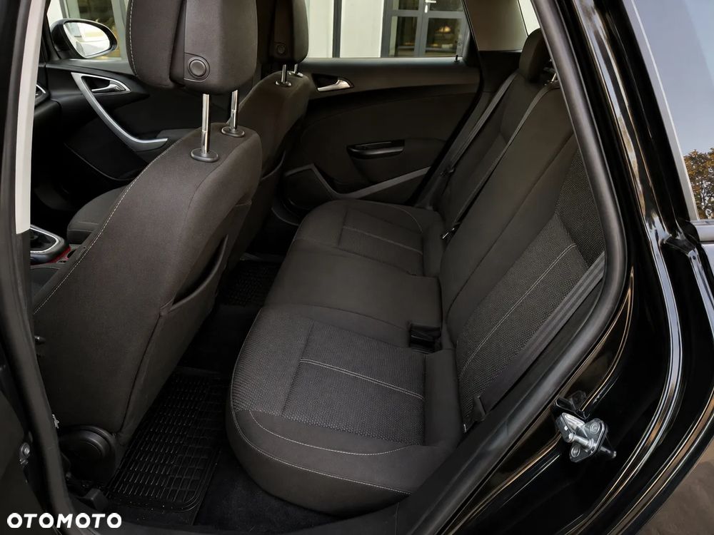 Opel Astra - 10