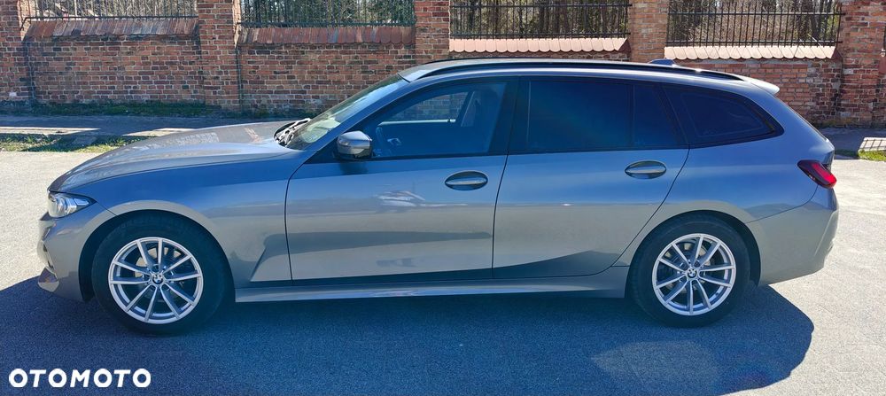 BMW Seria 3 318d MHEV - 6