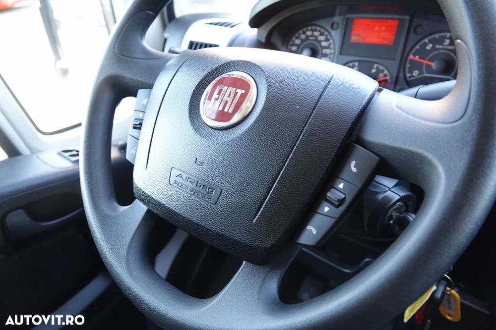 Fiat DUCATO MAXI / CONTAINER / 750 KG LIFT / GVWR: 3500 KG / MANUAL / 2021 - 31