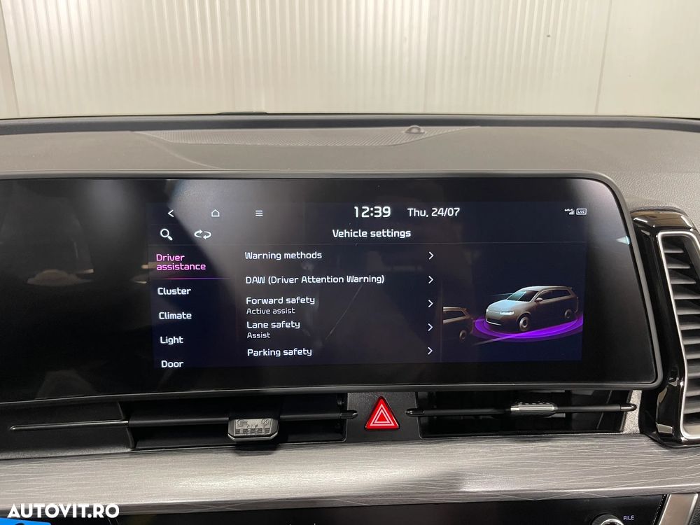 Kia Sportage 1.6 DSL MHEV 7DCT HP 4x2 Business Line - 16