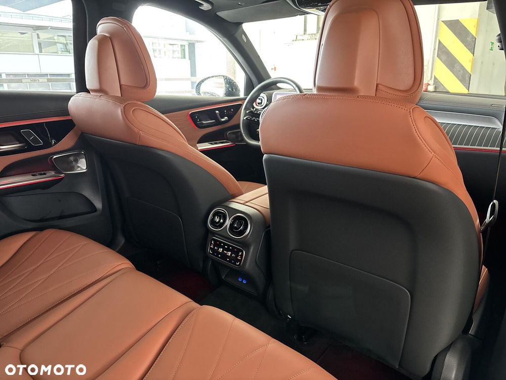 Mercedes-Benz GLC - 20