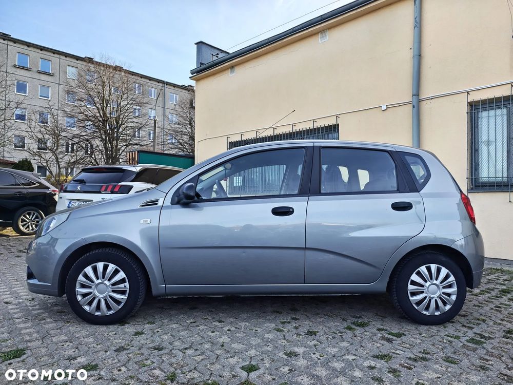 Chevrolet Aveo 1.2 16V Base / Classic - 7