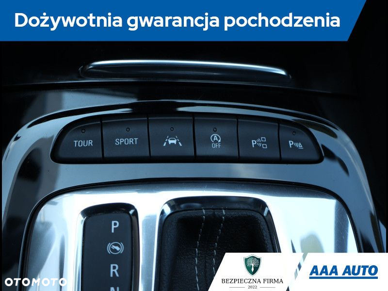 Opel Insignia - 22