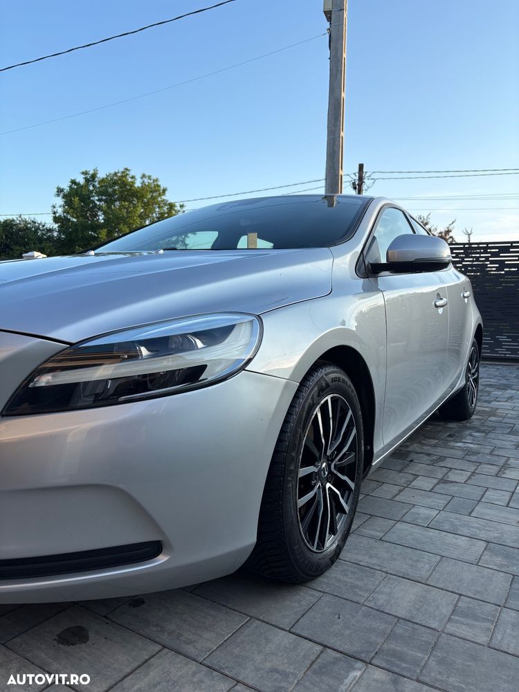Volvo V40 D2 Basic - 6
