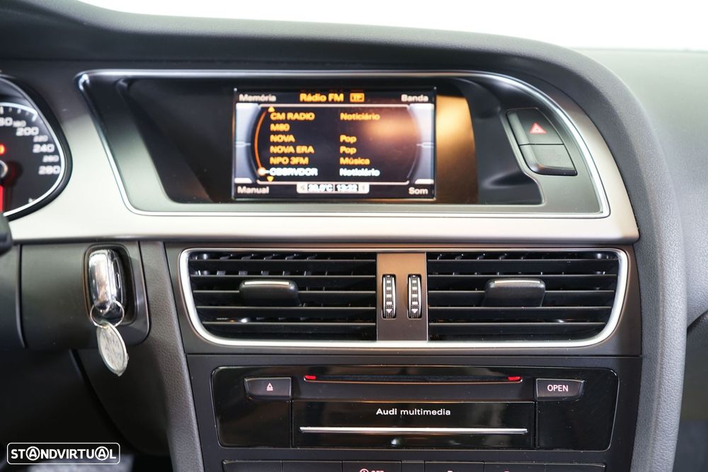 Audi A4 Avant 2.0 TDI Multitronic Business Line S-line - 35