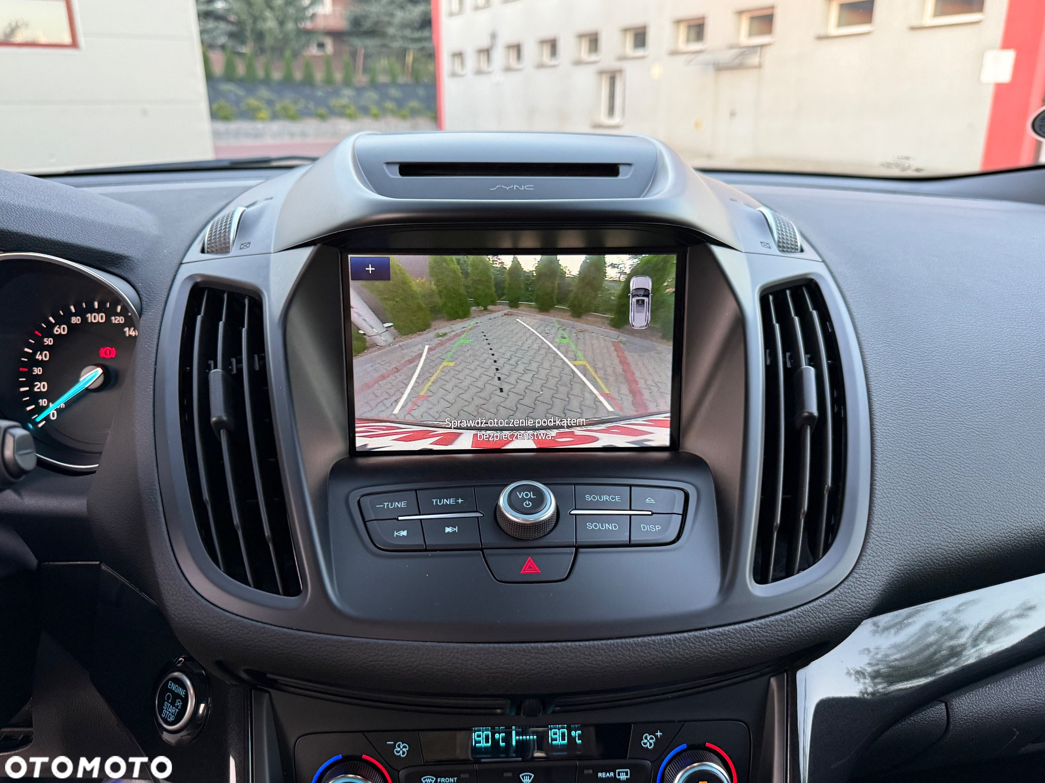 Ford Kuga 2.0 TDCi AWD ST-Line - 32