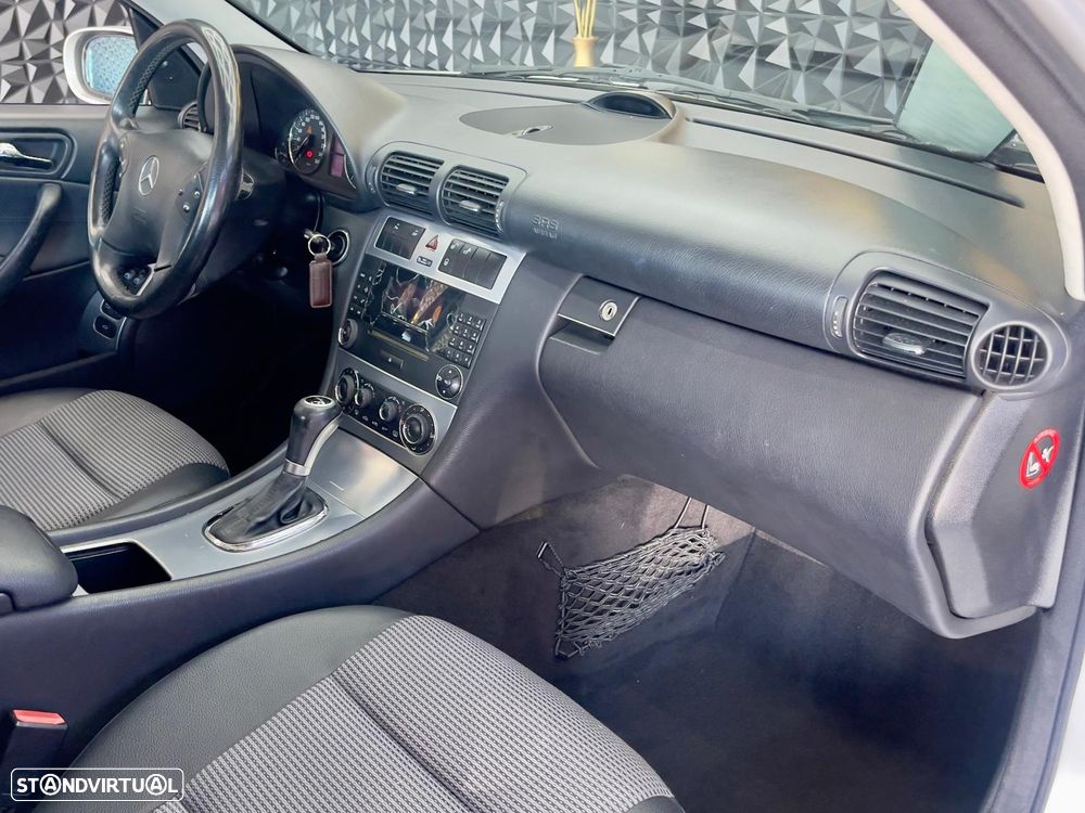 Mercedes-Benz C 220 CDI Avantgarde Aut. - 27