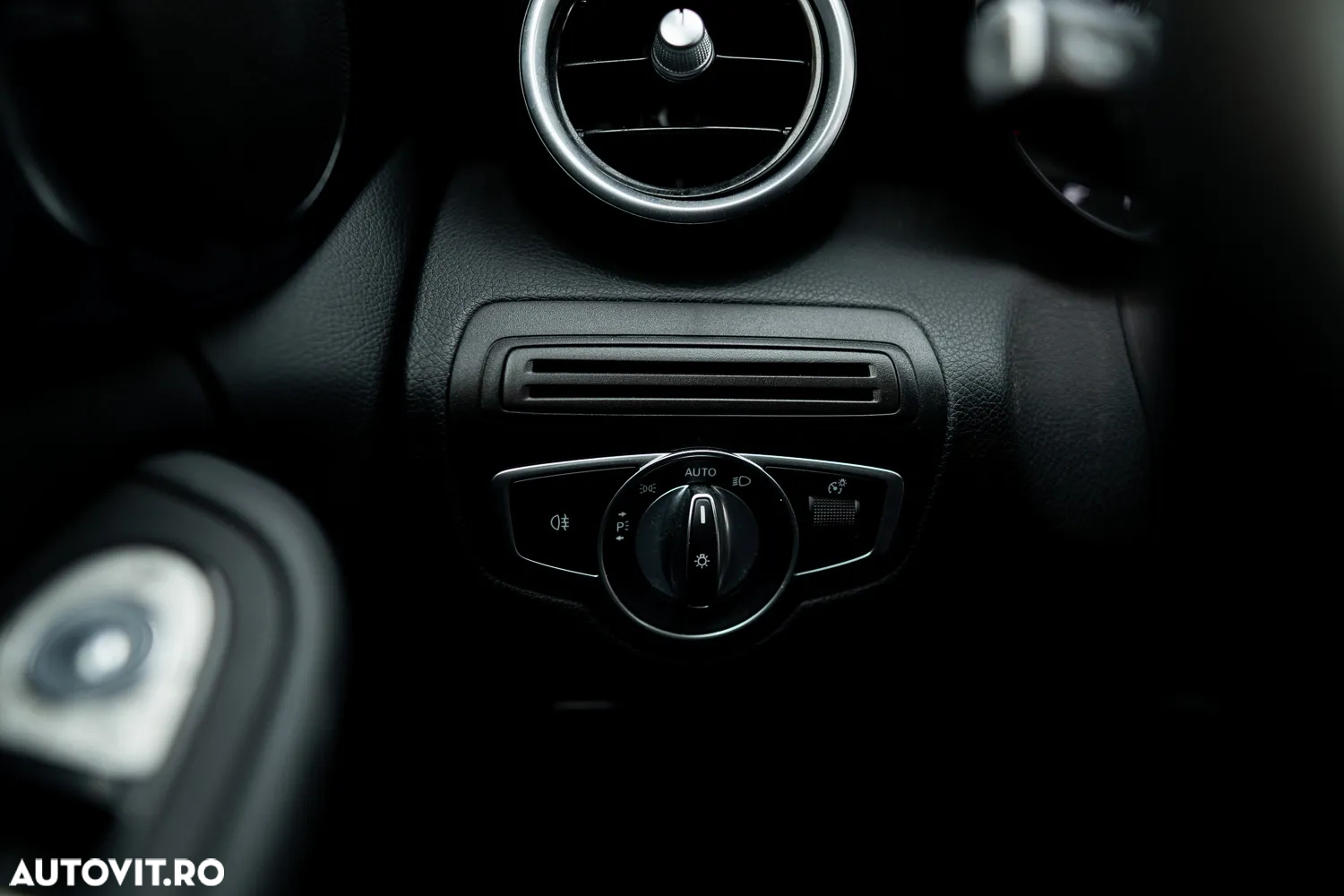 Mercedes-Benz C 220 d T 9G-TRONIC Avantgarde - 26