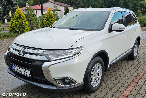 Mitsubishi Outlander 2.0 Instyle Navi 4WD CVT