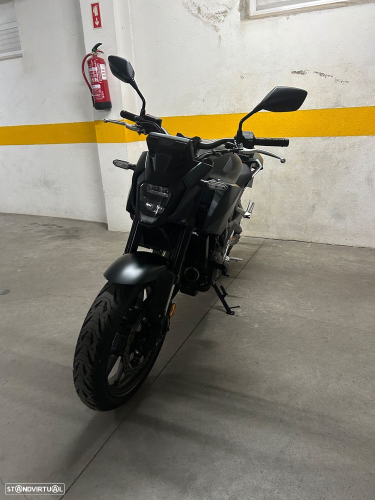 Honda CB CB 500 hornet - 9