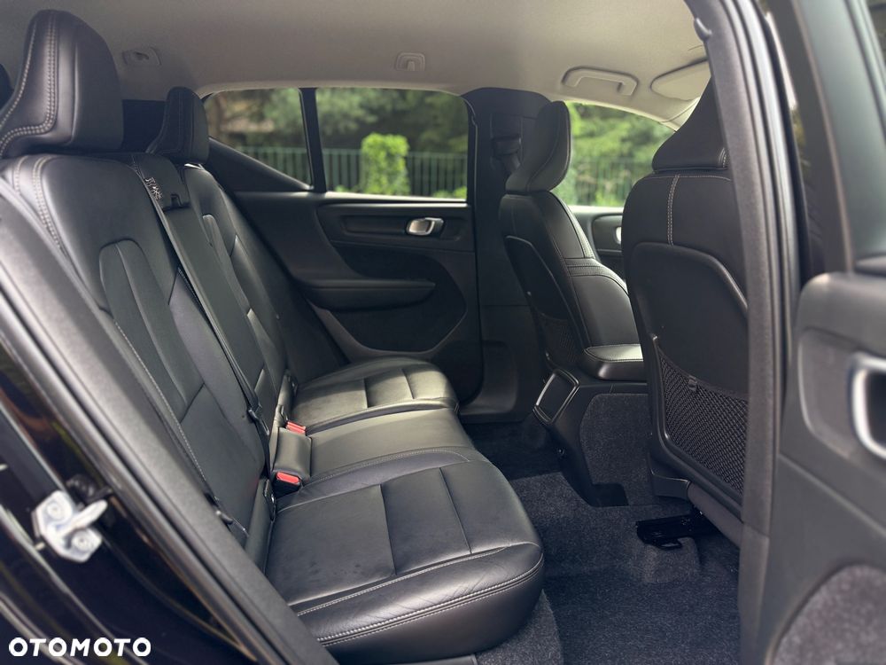 Volvo XC 40 D3 Momentum Pro - 30