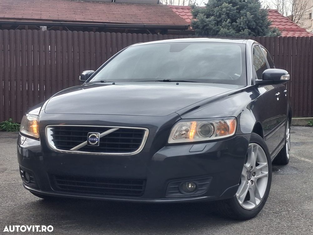volvo v50