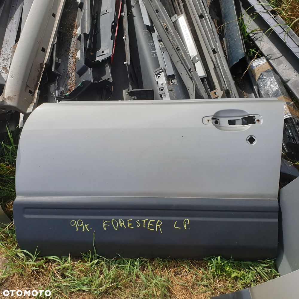 SUBARU FORESTER  DRZWI LEWY PRAWY  PRZOD 99R