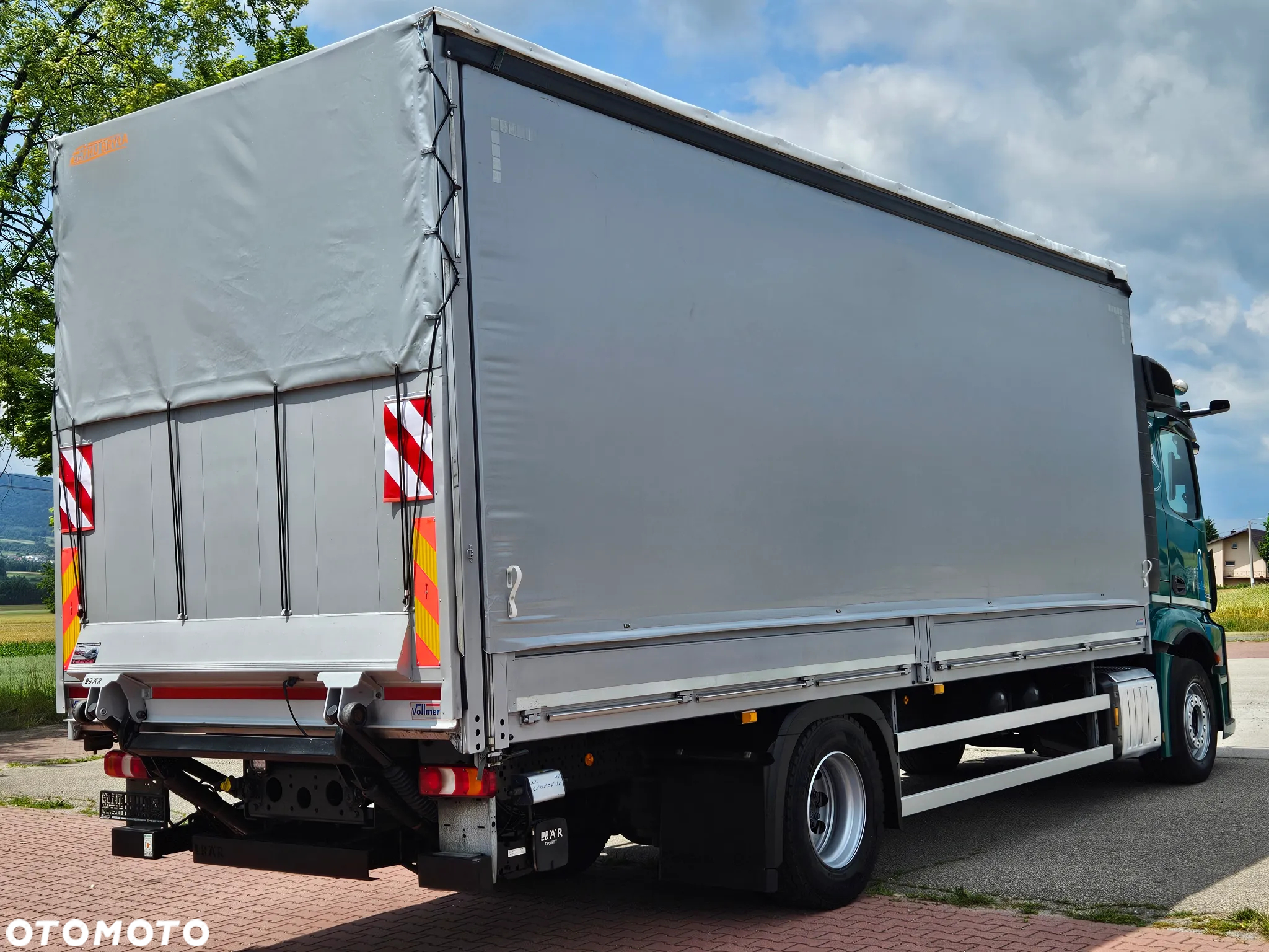 Mercedes-Benz ACTROS 1833 / BURTO-FIRANKA / WINDA / 18 PALET / 8600 ŁADOWNOŚĆ / AUTOMAT / DUŻY SILNIK / 10.2019  ROK / SYPIALKA / LEDY / KAMERY / VIRTUAL COCPIT/ JAK NOWY - 5